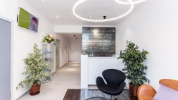 Центр эстетической стоматологии и имплантации Dr.Kamaev (SL Dental Clinic) изображение 11